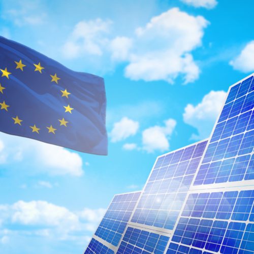 2021 byl v Evropě rekordním rokem pro fotovoltaiku, Evropa chce ale zvyšovat tempo
