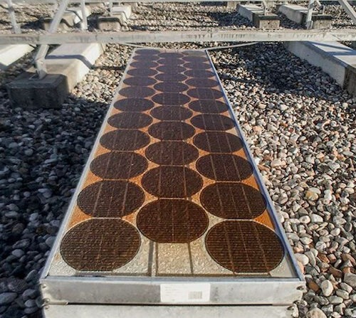 Fotovoltaická elektrárna instalovaná v roce 1982 stále dodává energii