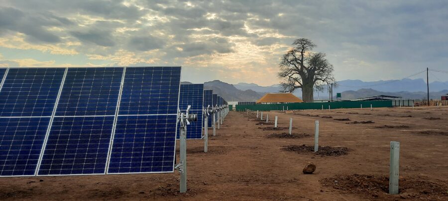 Jak fotovoltaické panely zachraňují životy dětí v chudých zemích?