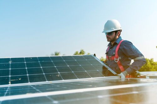 Čeká vás instalace fotovoltaiky? Expert prozradil, jak rozeznat kvalitní firmu od nepoctivců