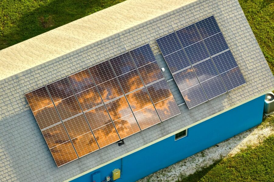 Kde skončí tuny solárních panelů až doslouží?